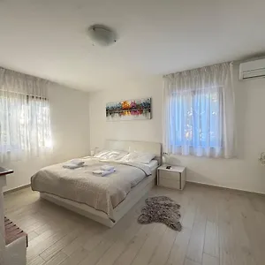 foglaljon itt