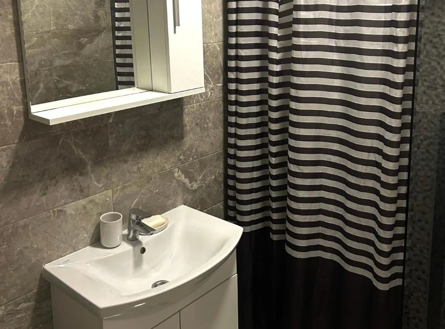 Apartman Apartmani Kid Vir